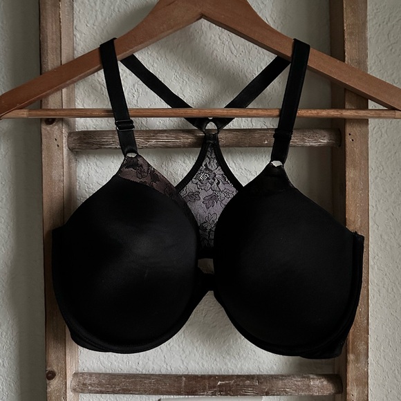 Warner's Other - Warner’s Simply Smooth Look Black Underwire Racerback Bra Sz: 38D